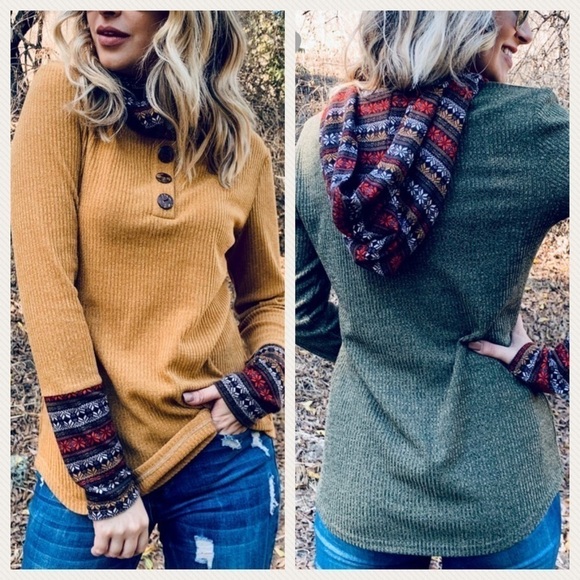 Hunter Green Multi Print Detail Hoodie Knit - Picture 3 of 5